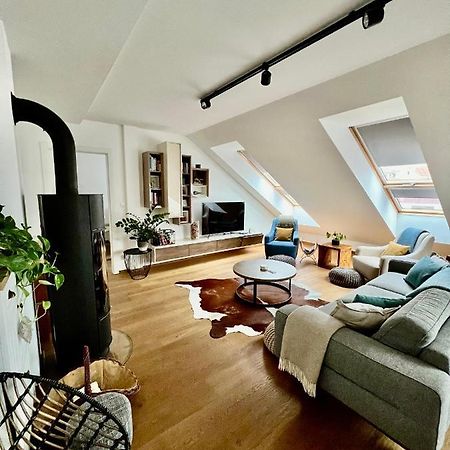 Bl - The Penthouse, 24Hr Self Check-In, 2 Bedrooms, Fireplace, Ac, Panoramic View From Main Balcony, 3-Minute Walk To City Center Banska Bystrica Ngoại thất bức ảnh